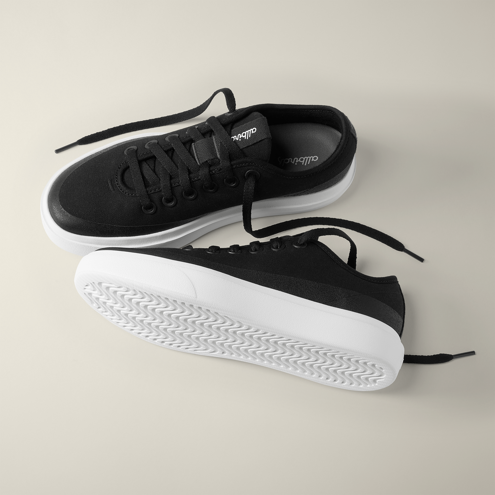 Women's Canvas Pipers, Natural Black (Blizzard)