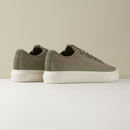 Women's Canvas Pipers